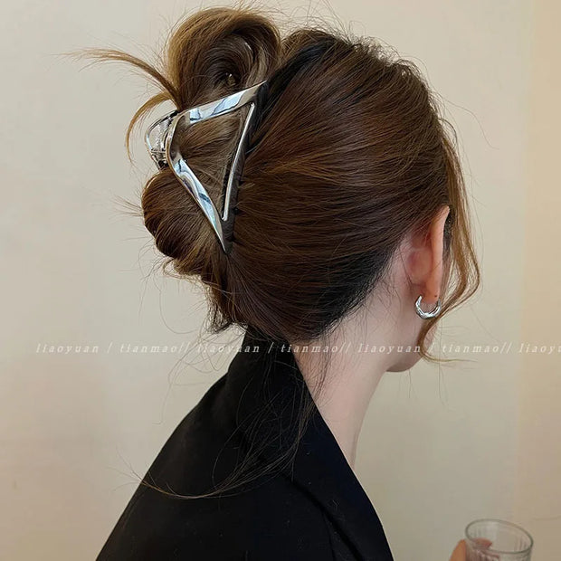 Fashion Elegant Gold Color S-shaped Metal Hairpins Hair Claw For Women Girls Korean Hair Clips Ponytail Clip Hair Accessories