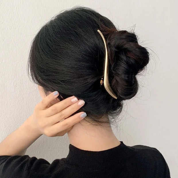 Fashion Elegant Gold Color S-shaped Metal Hairpins Hair Claw For Women Girls Korean Hair Clips Ponytail Clip Hair Accessories