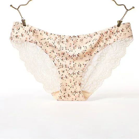 Women's Sexy Lace Panties Seamless Cotton Breathable Briefs Girls Transparent Underpants Plus Size Brand Underwear 1 Piece