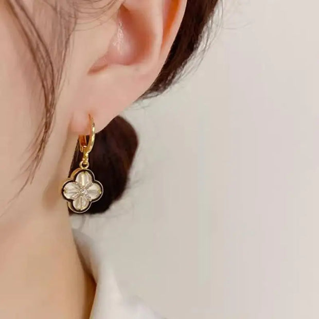 Cute Elegant Gold-Plated Copper Zircon Four-Leaf Clover Dangle Earrings for Women and Girls Wholesale