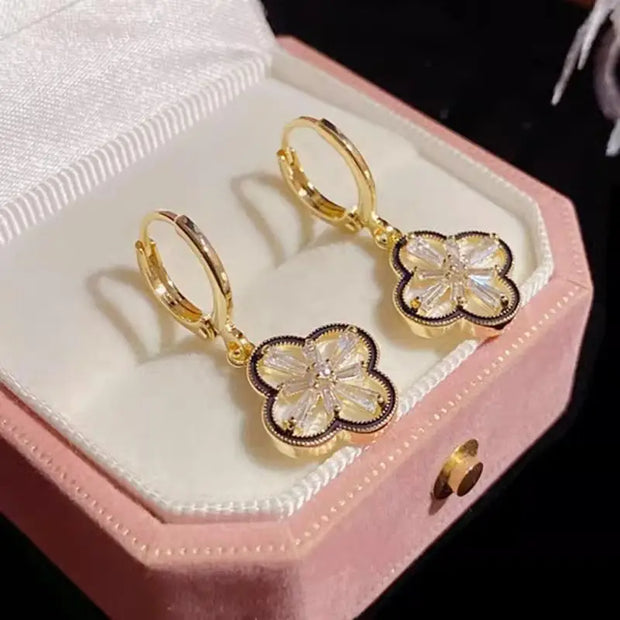 Cute Elegant Gold-Plated Copper Zircon Four-Leaf Clover Dangle Earrings for Women and Girls Wholesale