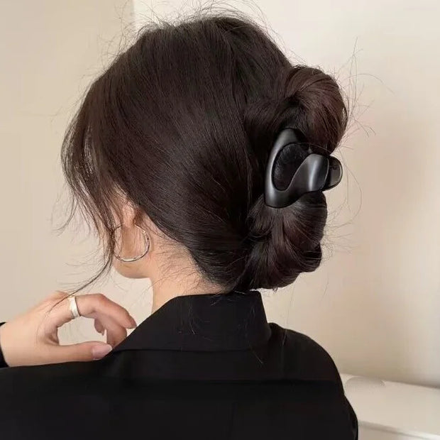 Fashion Elegant Gold Color S-shaped Metal Hairpins Hair Claw For Women Girls Korean Hair Clips Ponytail Clip Hair Accessories