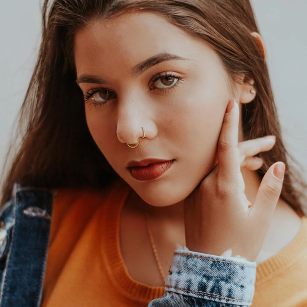 1PC G23 F136 Titanium Women's Round Earrings Nose Ring Hinge Clicker Open Diaphragm Nose Ring Fashion Lady Piercing Jewelry 16G